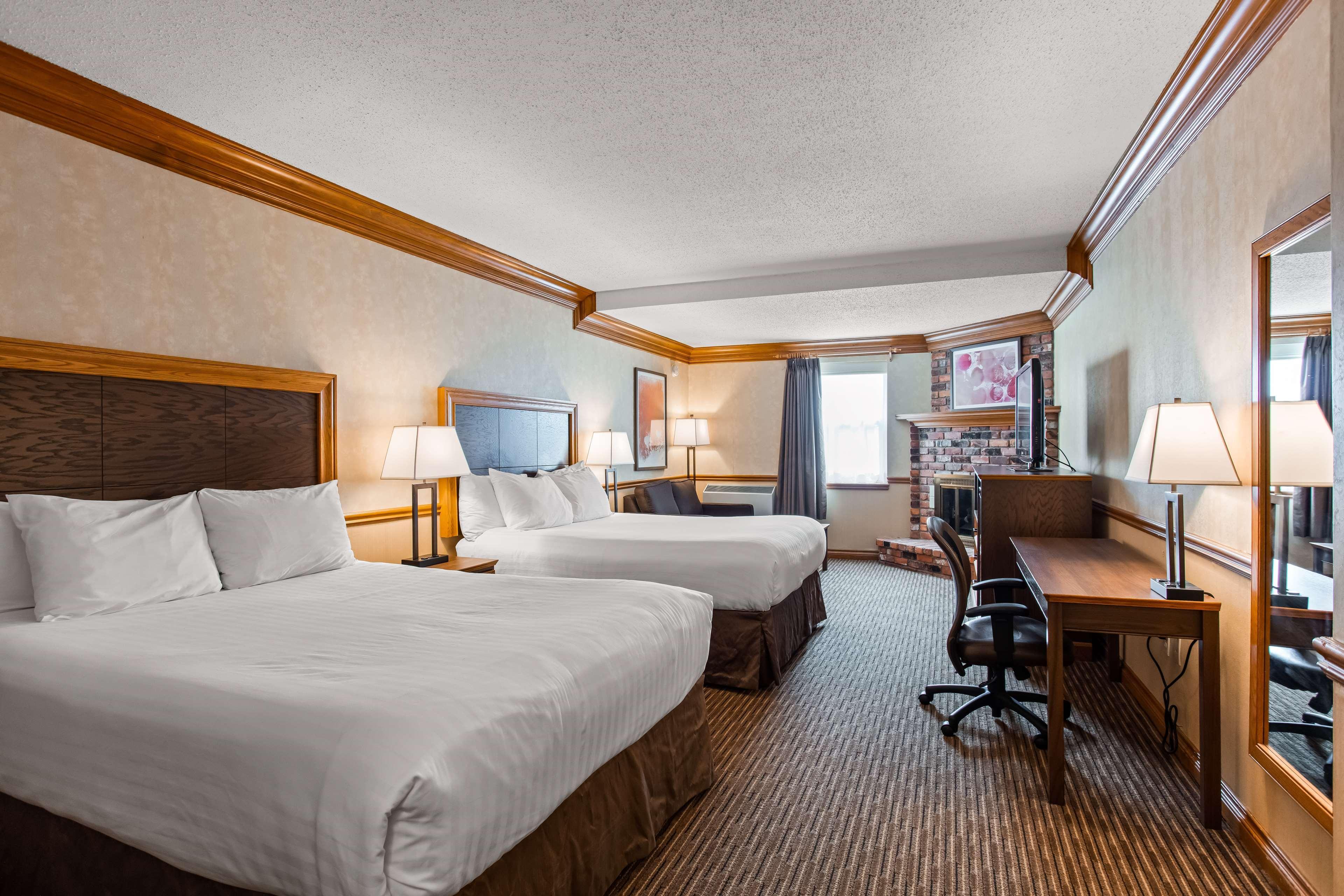 Best Western Parkway Inn & Conference Centre Cornwall Extérieur photo