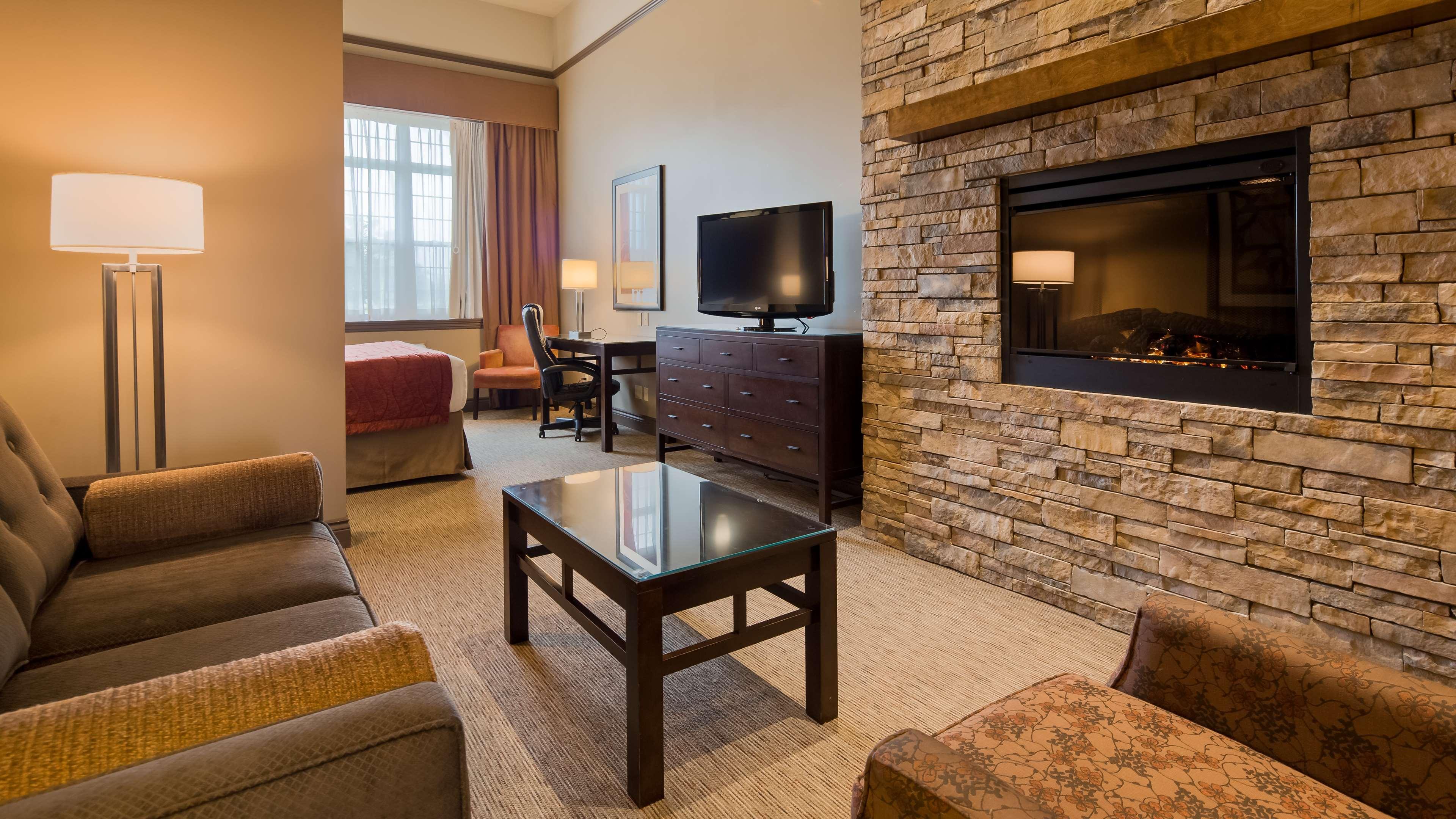 Best Western Parkway Inn & Conference Centre Cornwall Extérieur photo