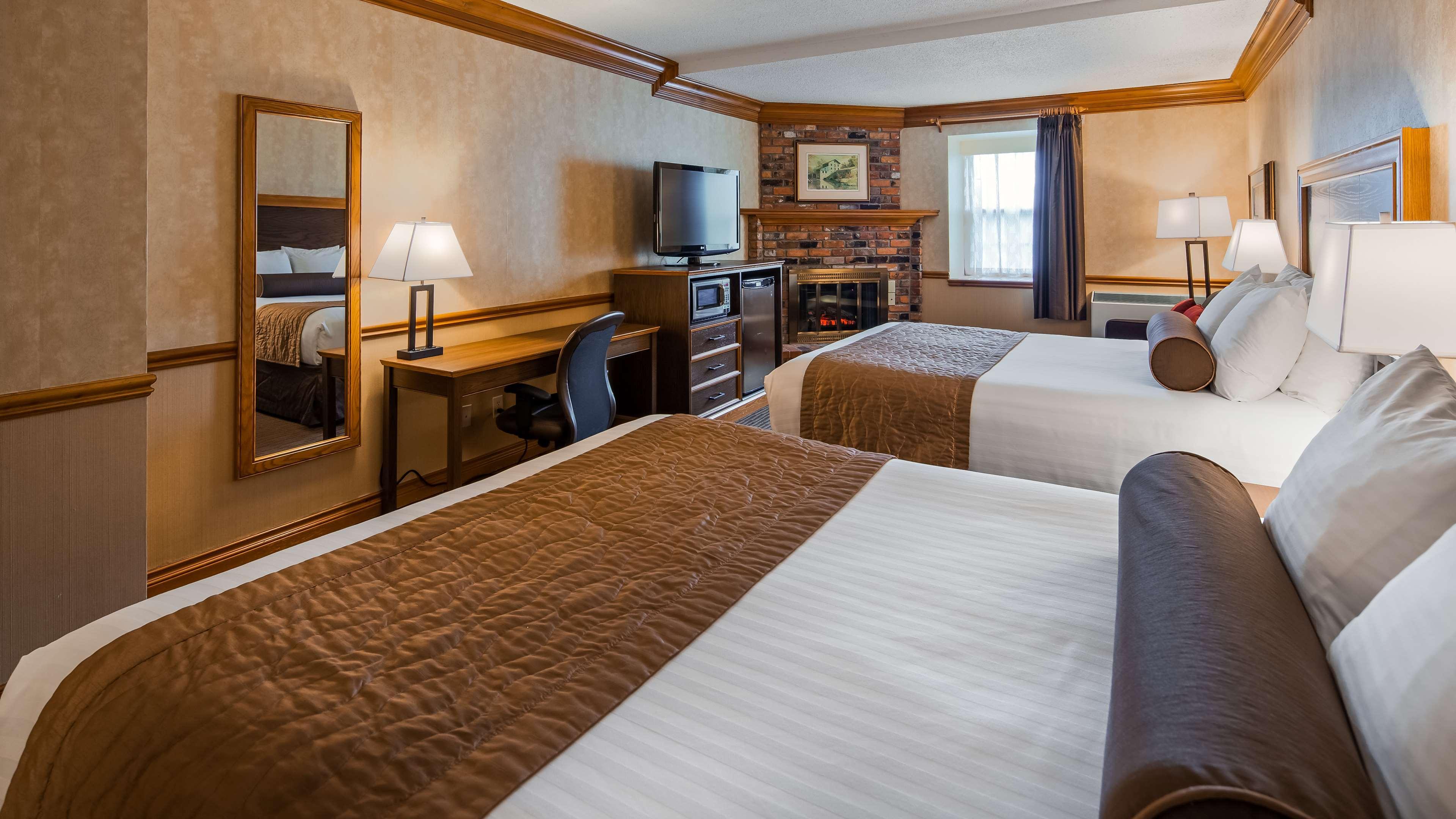 Best Western Parkway Inn & Conference Centre Cornwall Extérieur photo