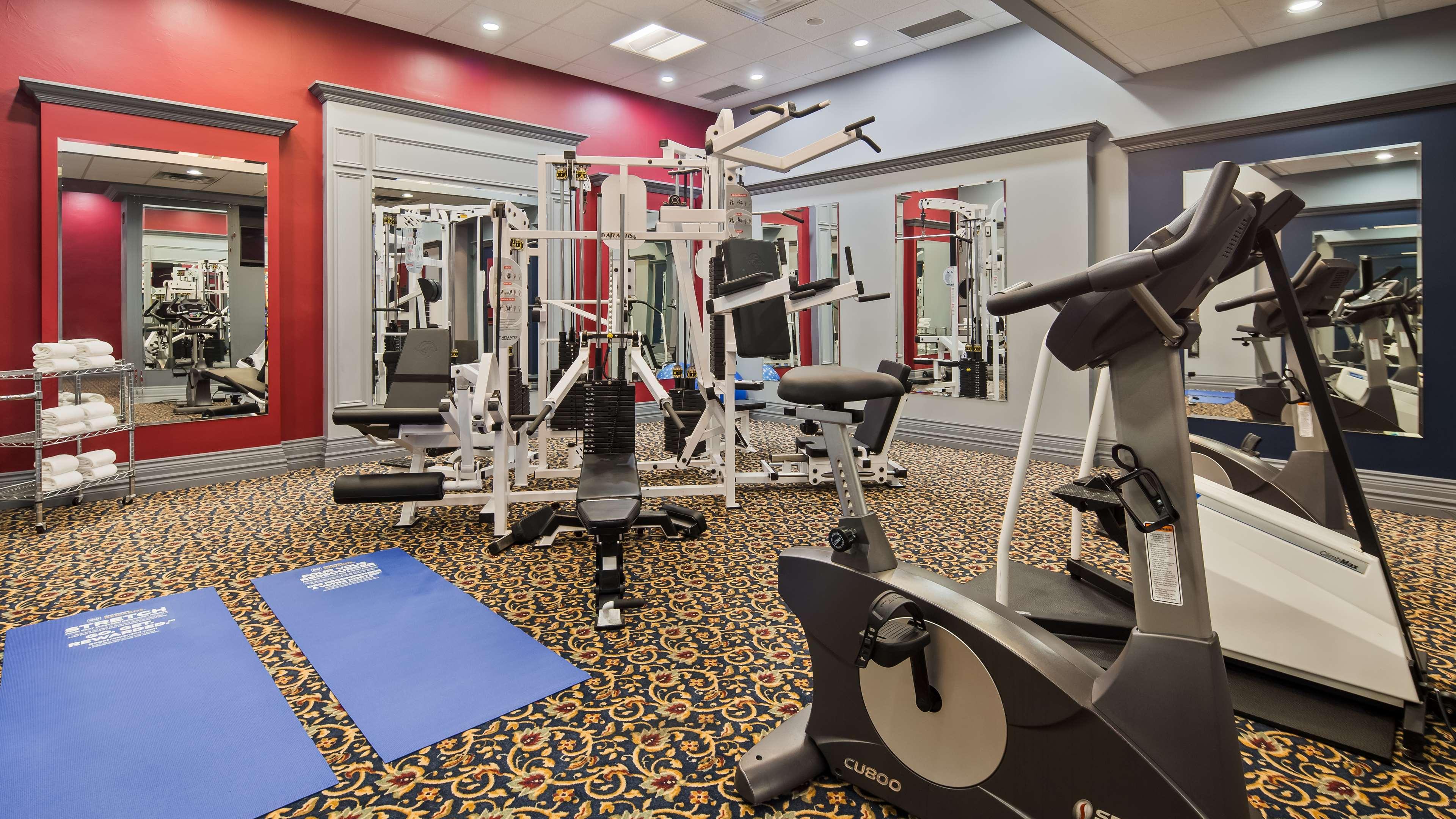 Best Western Parkway Inn & Conference Centre Cornwall Extérieur photo